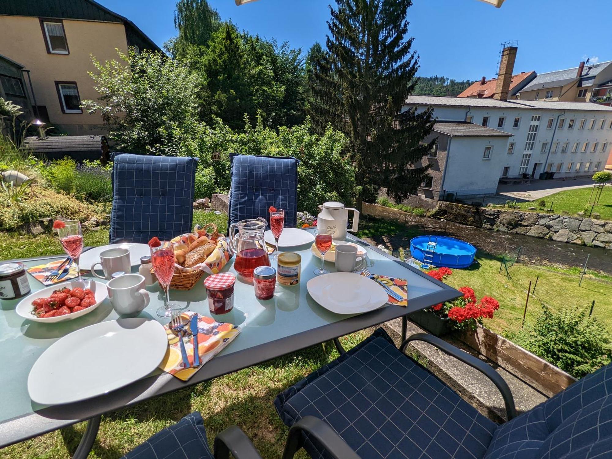 Zi1 - Urlaubsmagie - Erholung Mit Whirlpool & Sauna Sebnitz Exterior photo